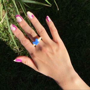 Y2K RING - White Band w. Blue Butterfly